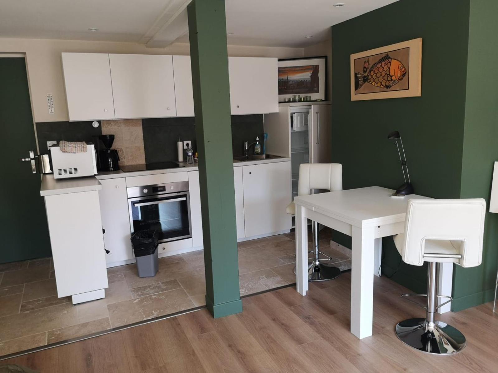 Le Puits Apartment Honfleur Room photo